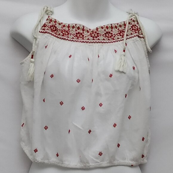 Free People White and Red Embroidered Crop Top - Picture 1 of 3